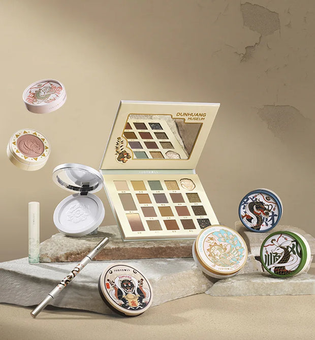 Judydoll Dunhuang Museum White Tiger Eyeshadow Palette - 20 Colors